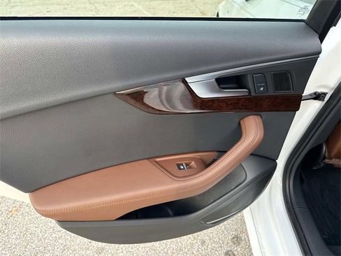 Used 2019 Audi A4 2.0T Prestige image 10