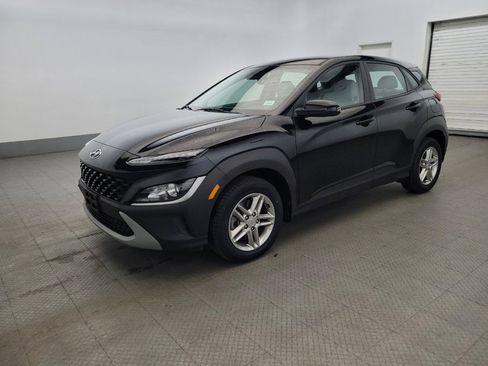 Used 2023 Hyundai Kona SE AWD/4WD image 2