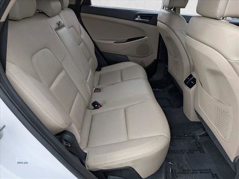 Used 2016 Hyundai Tucson Limited w/ Option Group 03 FWD image 27