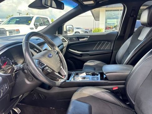 Used 2019 Ford Edge ST w/ Equipment Group 401A AWD/4WD image 11