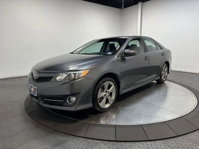 Used 2014 Toyota Camry SE