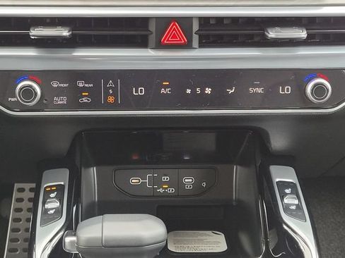 New 2026 Kia Sorento SX AWD/4WD image 18