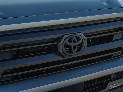 New 2026 Toyota Tacoma SR5 image 10