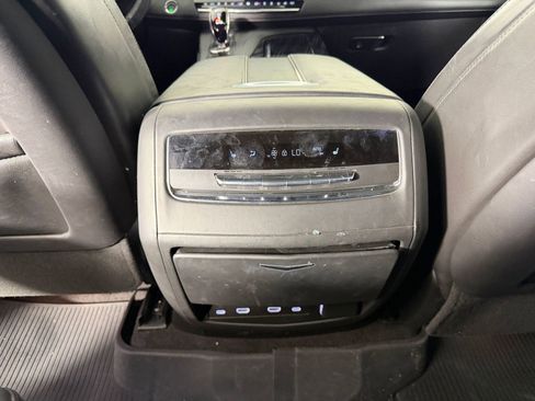Used 2023 Cadillac Escalade V w/ LPO, ONYX Package AWD/4WD image 26