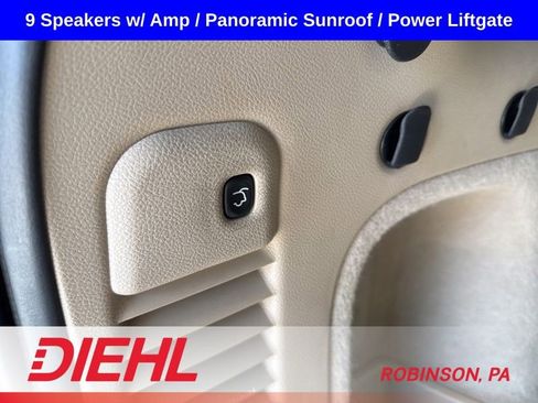 Used 2017 Jeep Grand Cherokee Overland AWD/4WD image 11