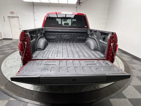 Used 2019 Ford F150 Raptor w/ Equipment Group 802A Luxury AWD/4WD image 32