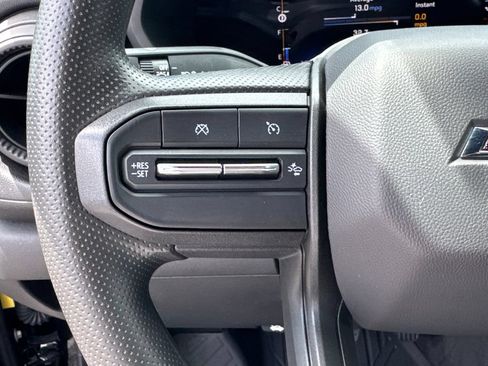 Used 2023 Chevrolet Colorado Trail Boss w/ Technology Package AWD/4WD image 25