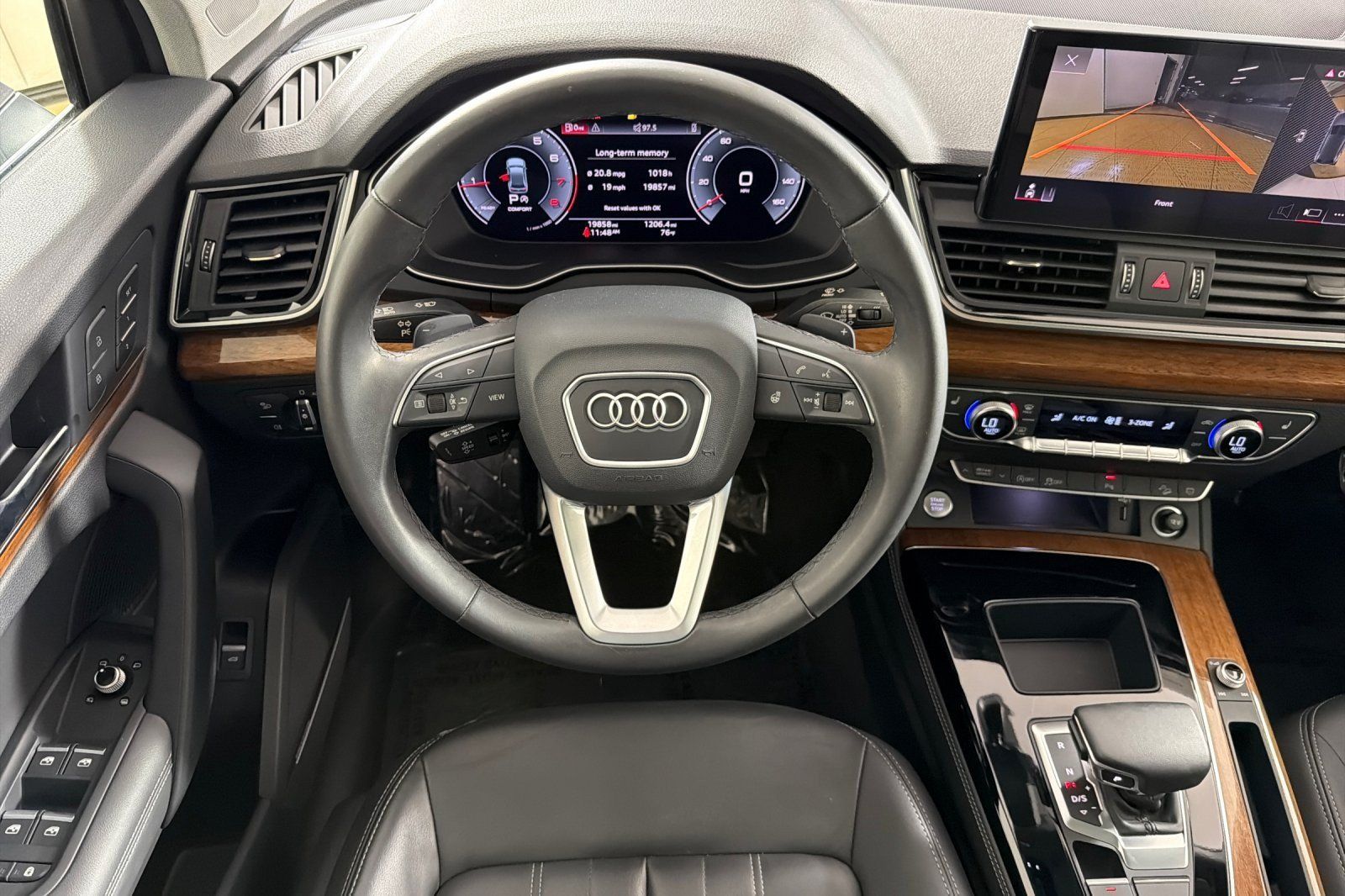 Used 2023 Audi Q5 2.0T Premium Plus w/ Premium Plus Package AWD/4WD image 13