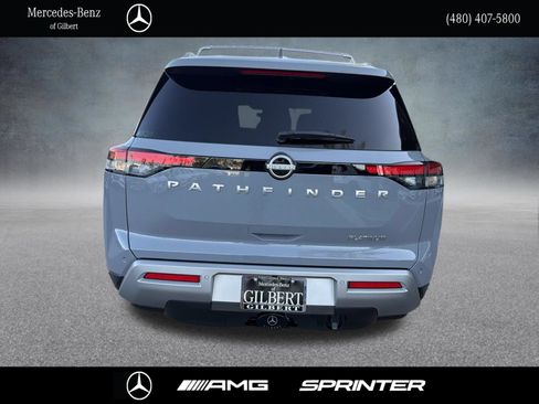 Used 2025 Nissan Pathfinder Platinum w/ Cargo Package FWD image 5