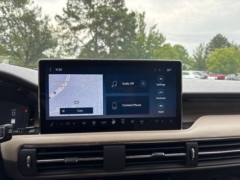 Used 2023 Lincoln Corsair Reserve FWD image 10