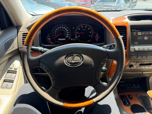 Used 2007 Lexus GX 470 AWD/4WD image 32