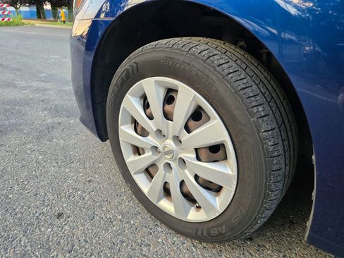 Used 2016 Nissan Sentra S image 12