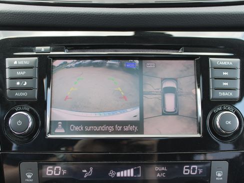 Used 2019 Nissan Rogue SV w/ Sun & Sound Touring Package AWD/4WD image 24