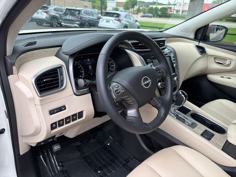 Used 2024 Nissan Murano SL FWD image 18