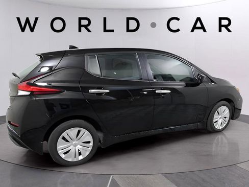 Used 2025 Nissan Leaf S FWD image 5