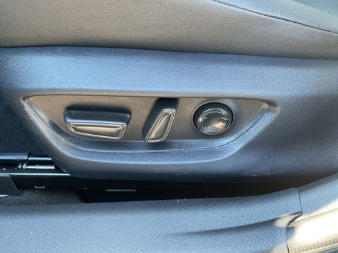 Used 2026 Toyota Camry XLE w/ Premium Plus Package image 20