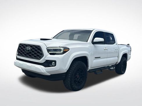 Used 2022 Toyota Tacoma TRD Sport w/ TRD Premium Sport Package AWD/4WD image 2