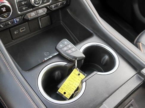 Used 2021 GMC Yukon AT4 w/ Rear Media and Nav Package image 27