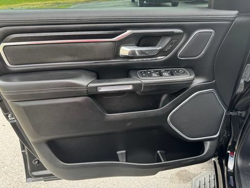 Used 2023 RAM 1500 Laramie AWD/4WD image 19