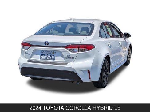 Used 2024 Toyota Corolla LE FWD image 8