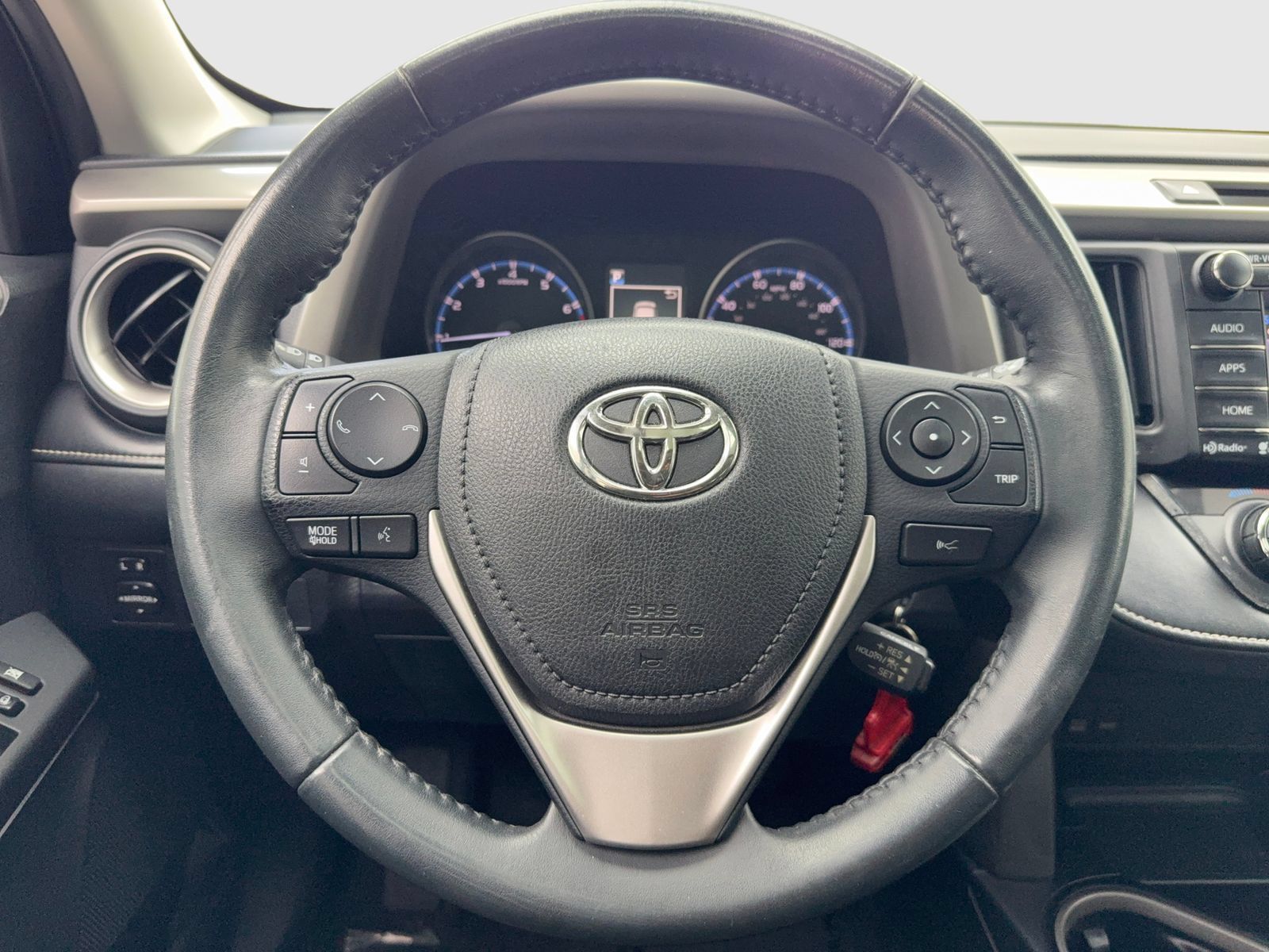 Used 2017 Toyota RAV4 XLE w/ Plus Special Value Package AWD/4WD image 19