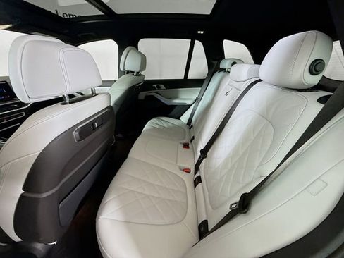 Used 2024 BMW X5 xDrive50e w/ Premium Package image 25