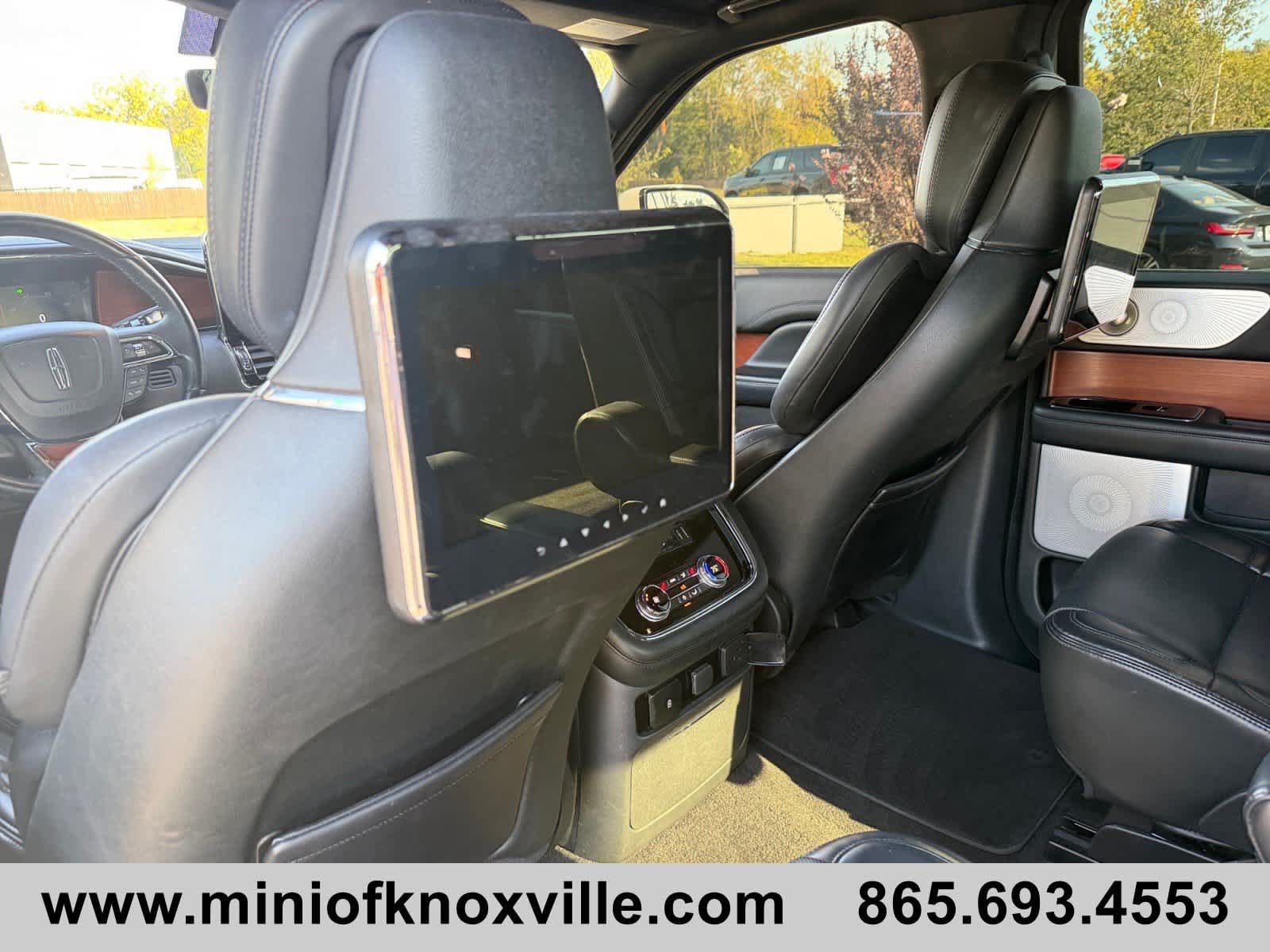 Used 2020 Lincoln Navigator Reserve w/ Equipment Group 208A Reserve AWD/4WD image 17