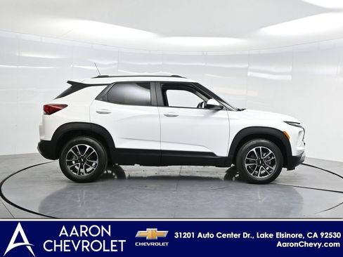 New 2025 Chevrolet TrailBlazer LT w/ Convenience Package AWD/4WD image 41