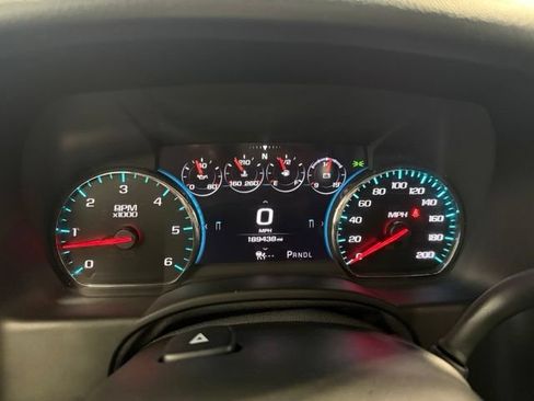 Used 2017 GMC Yukon Denali w/ Open Road Package AWD/4WD image 15