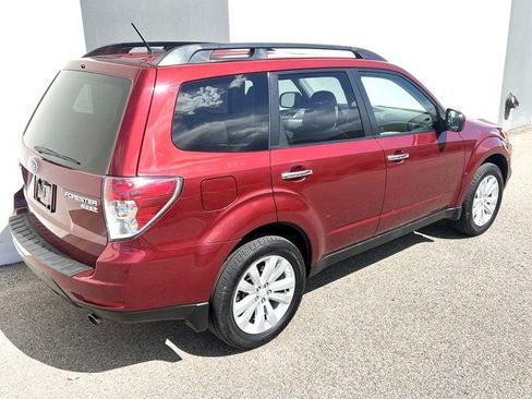 Used 2012 Subaru Forester 2.5X Premium AWD/4WD image 4