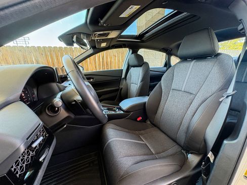 Used 2025 Honda Accord Sport image 16