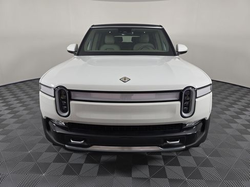 Used 2023 Rivian R1S Adventure AWD/4WD image 8
