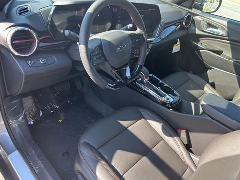 New 2026 Chevrolet Trax RS w/ Sunroof Package FWD image 12