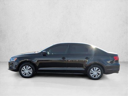 Used 2014 Volkswagen Jetta S image 9