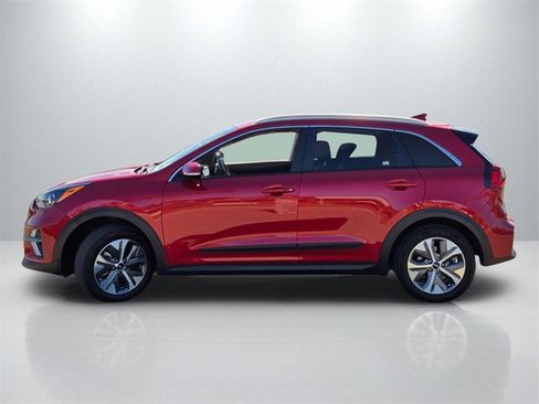 Used 2022 Kia Niro EX image 7