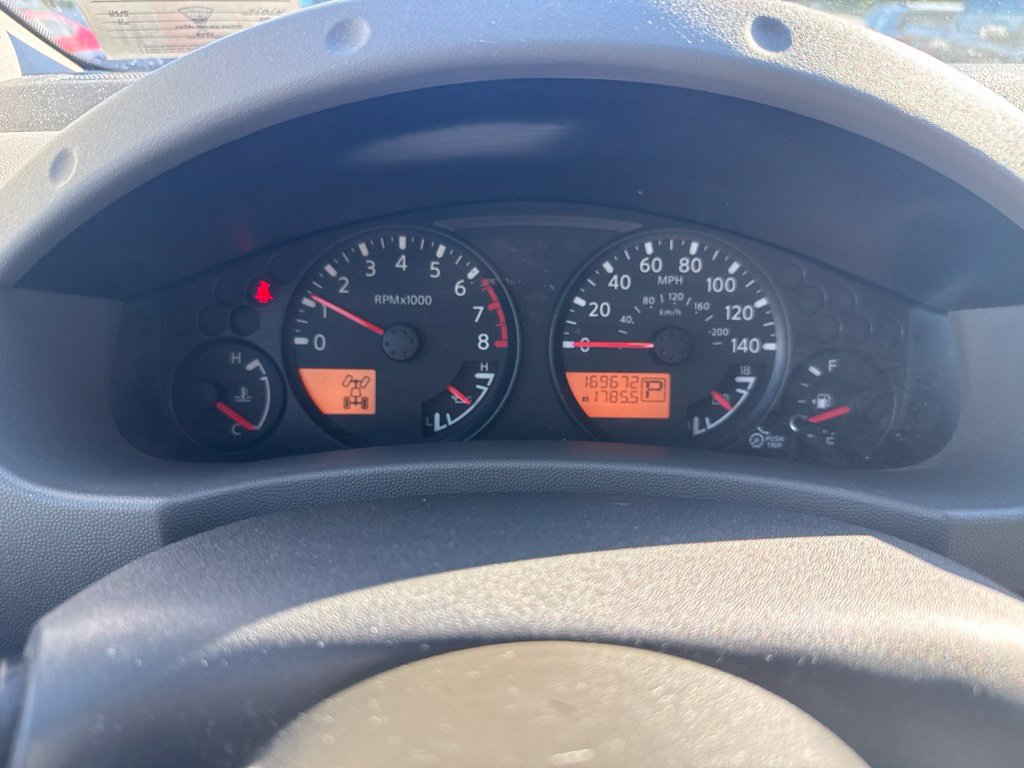 Used 2011 Nissan Xterra S AWD/4WD image 8