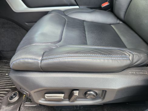 Used 2024 Toyota Sequoia Platinum AWD/4WD image 18