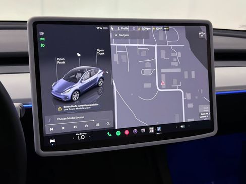 Used 2023 Tesla Model Y Long Range AWD/4WD image 31