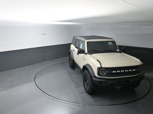 New 2026 Ford Bronco Big Bend w/ Black Diamond Package AWD/4WD image 25