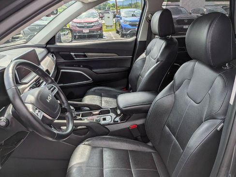 Used 2022 Kia Telluride EX w/ Towing Package AWD/4WD image 15