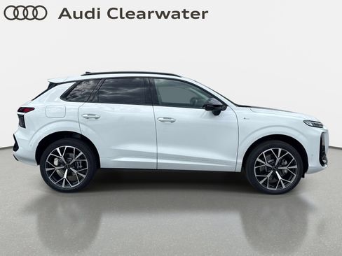 New 2026 Audi Q3 quattro 2.0T AWD/4WD image 5