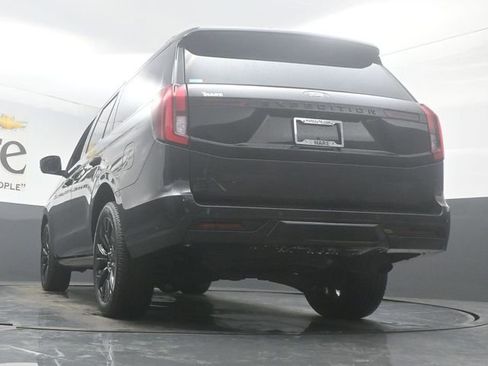 Used 2025 Ford Expedition Platinum w/ Stealth Appearance Package AWD/4WD image 56