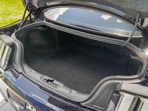 Used 2022 Ford Mustang Shelby GT500 w/ Technology Package image 83