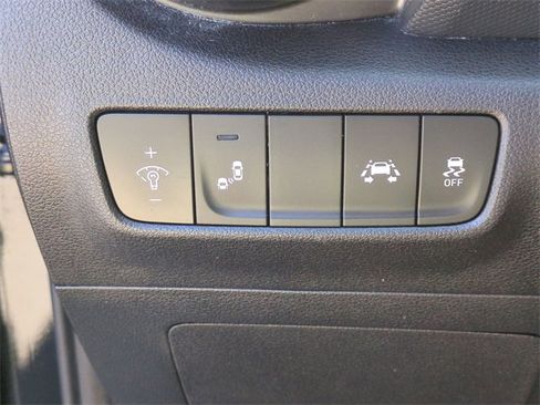 Used 2020 Hyundai Kona SEL Plus image 21