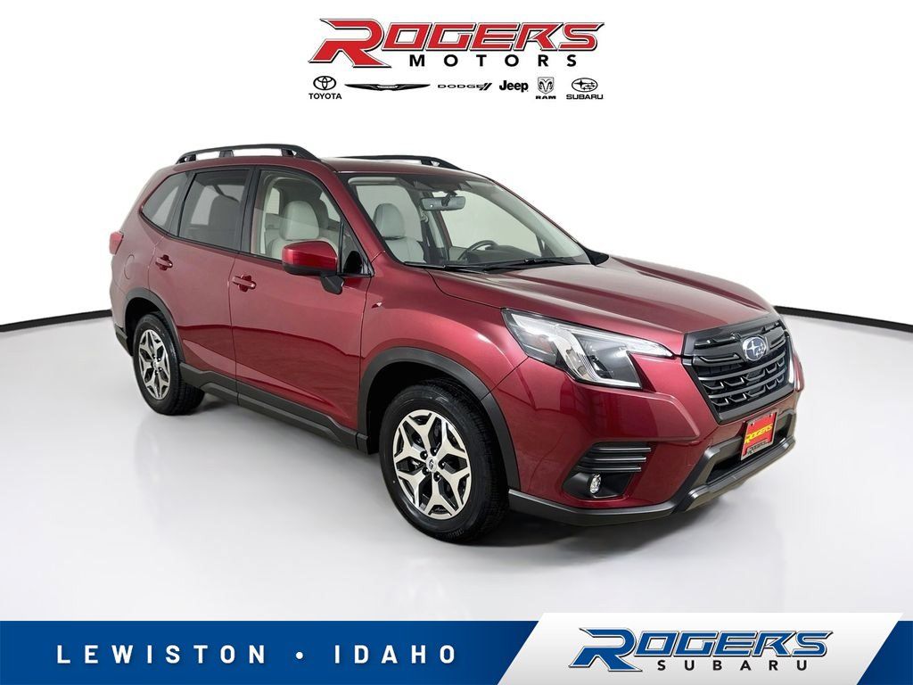Certified 2024 Subaru Forester Premium AWD/4WD image 1