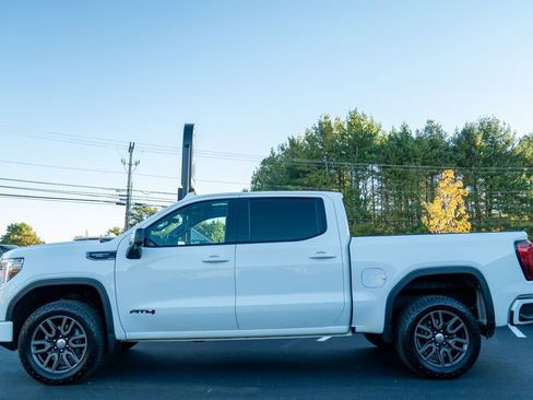Used 2021 GMC Sierra 1500 AT4 w/ AT4 Value Package image 3