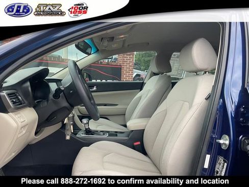 Used 2017 Kia Optima LX w/ Convenience Plus Package FWD image 10