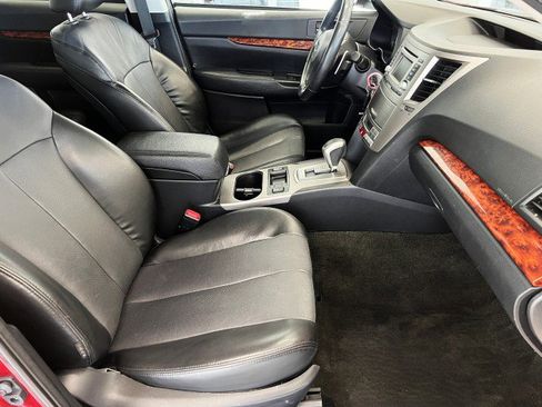 Used 2012 Subaru Outback 2.5i Limited w/ Moonroof Pkg image 15