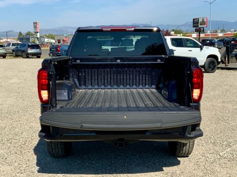 New 2026 GMC Sierra 1500 Elevation image 19