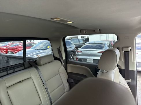 Used 2018 GMC Sierra 1500 SLT w/ SLT Premium Package image 14